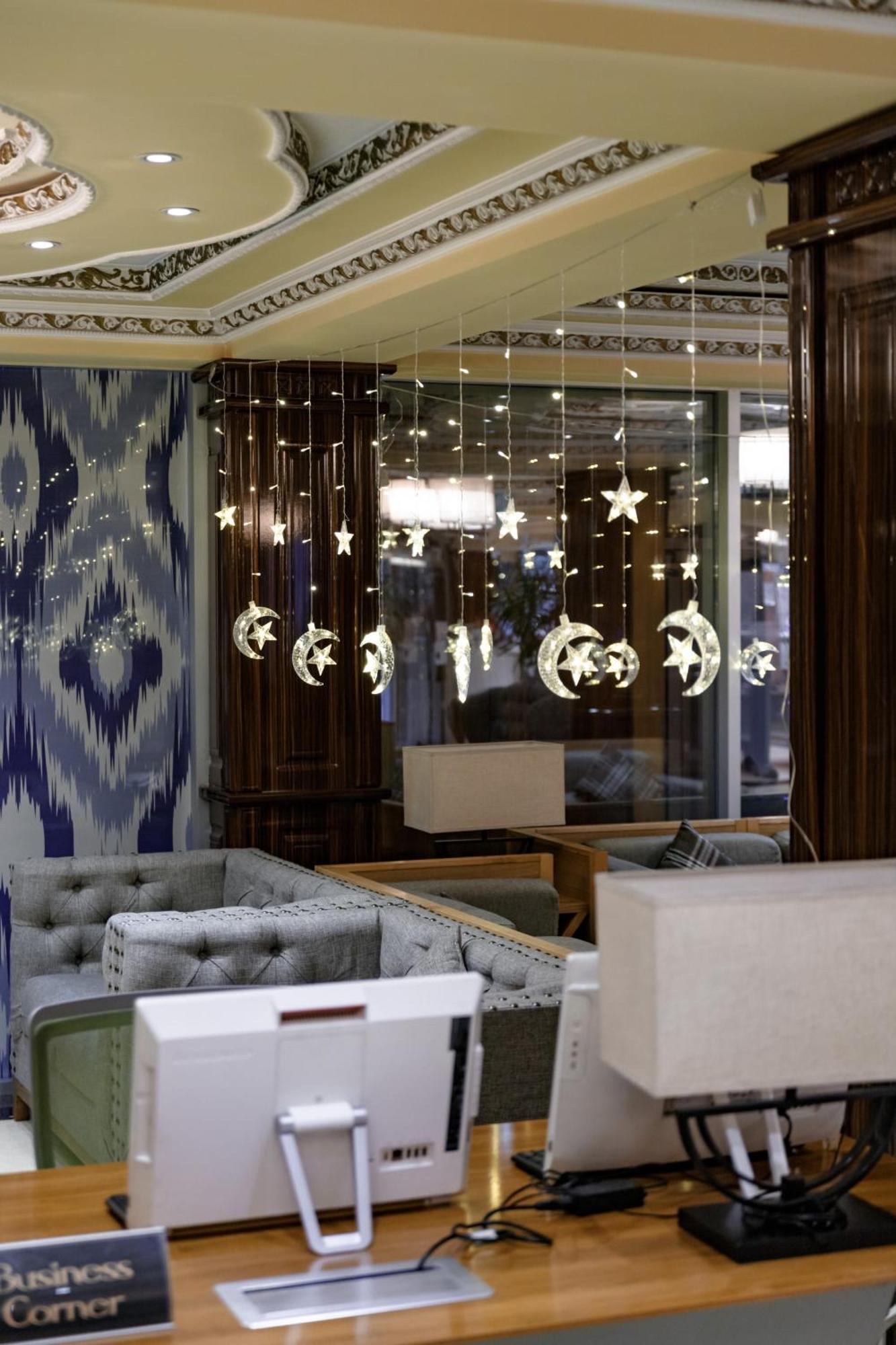 Hotel Atlas Ντουσαμπέ Εξωτερικό φωτογραφία