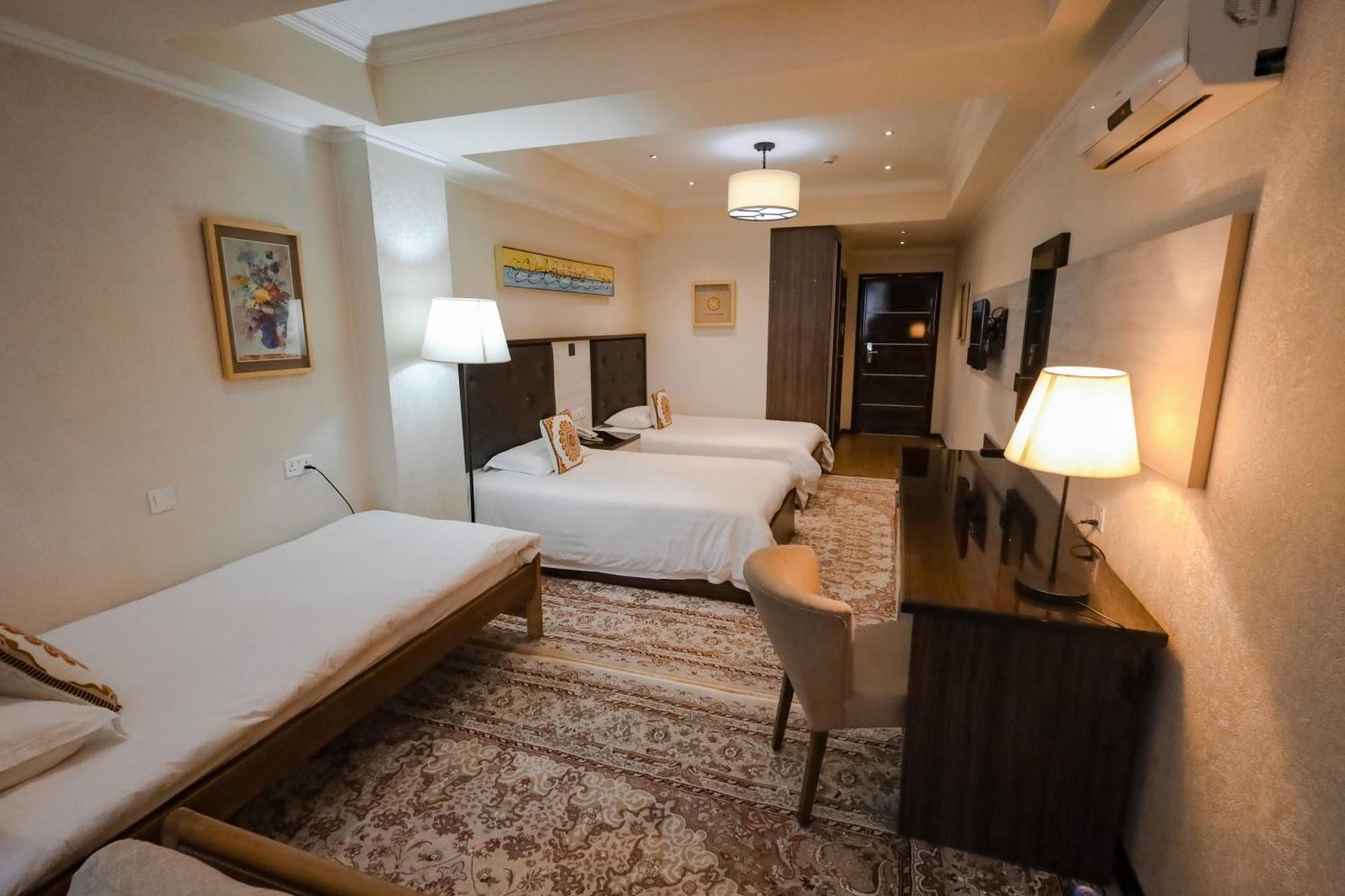Hotel Atlas Ντουσαμπέ Εξωτερικό φωτογραφία