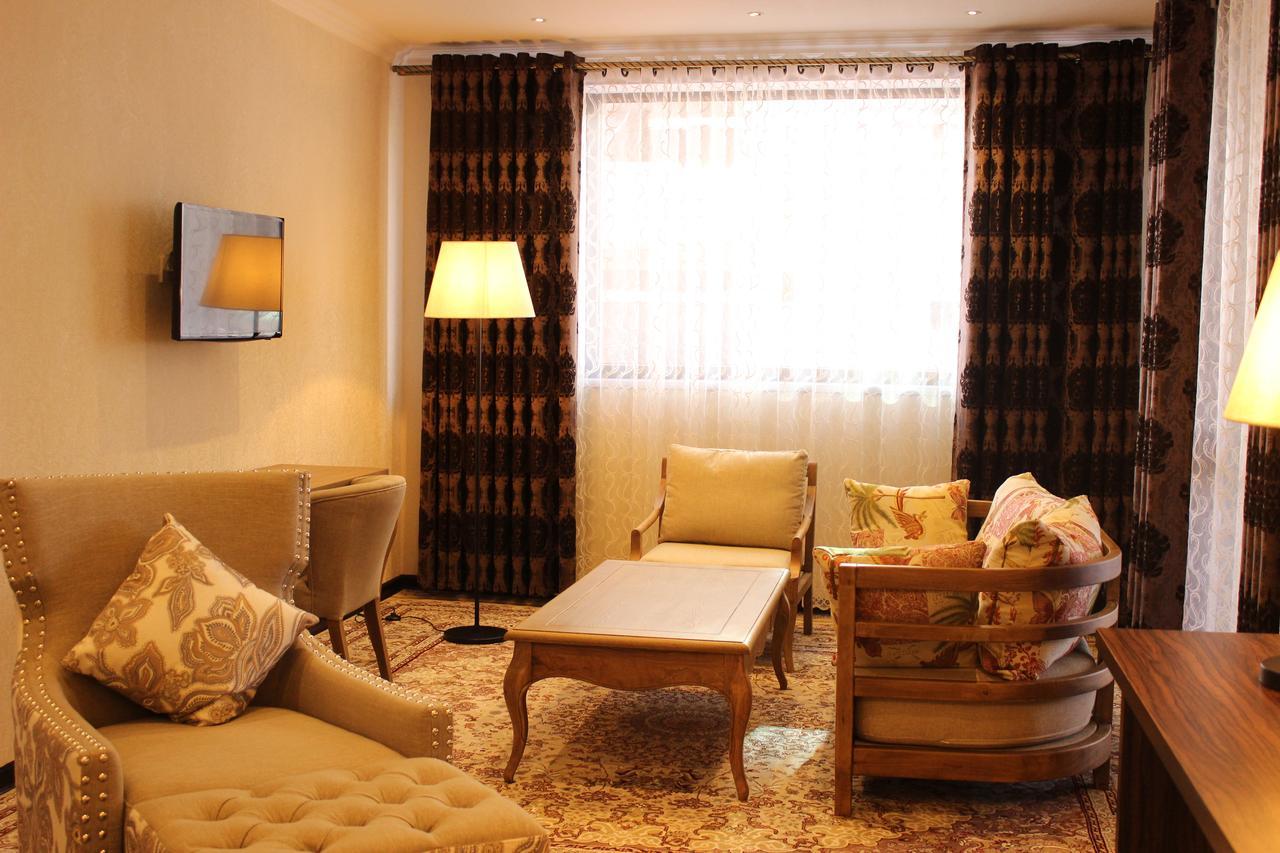 Hotel Atlas Ντουσαμπέ Εξωτερικό φωτογραφία
